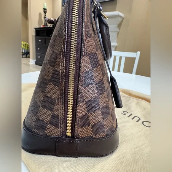 Louis Vuitton Alma Damier Handle Bag - Picture 2 of 12
